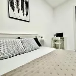Casa Capitan Coliving Coworking Digital Nomads Bed and Breakfast