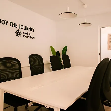 Casa Capitan Coliving Coworking Digital Nomads Frühstückspension